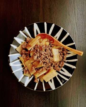 Braised Daikon with Beef